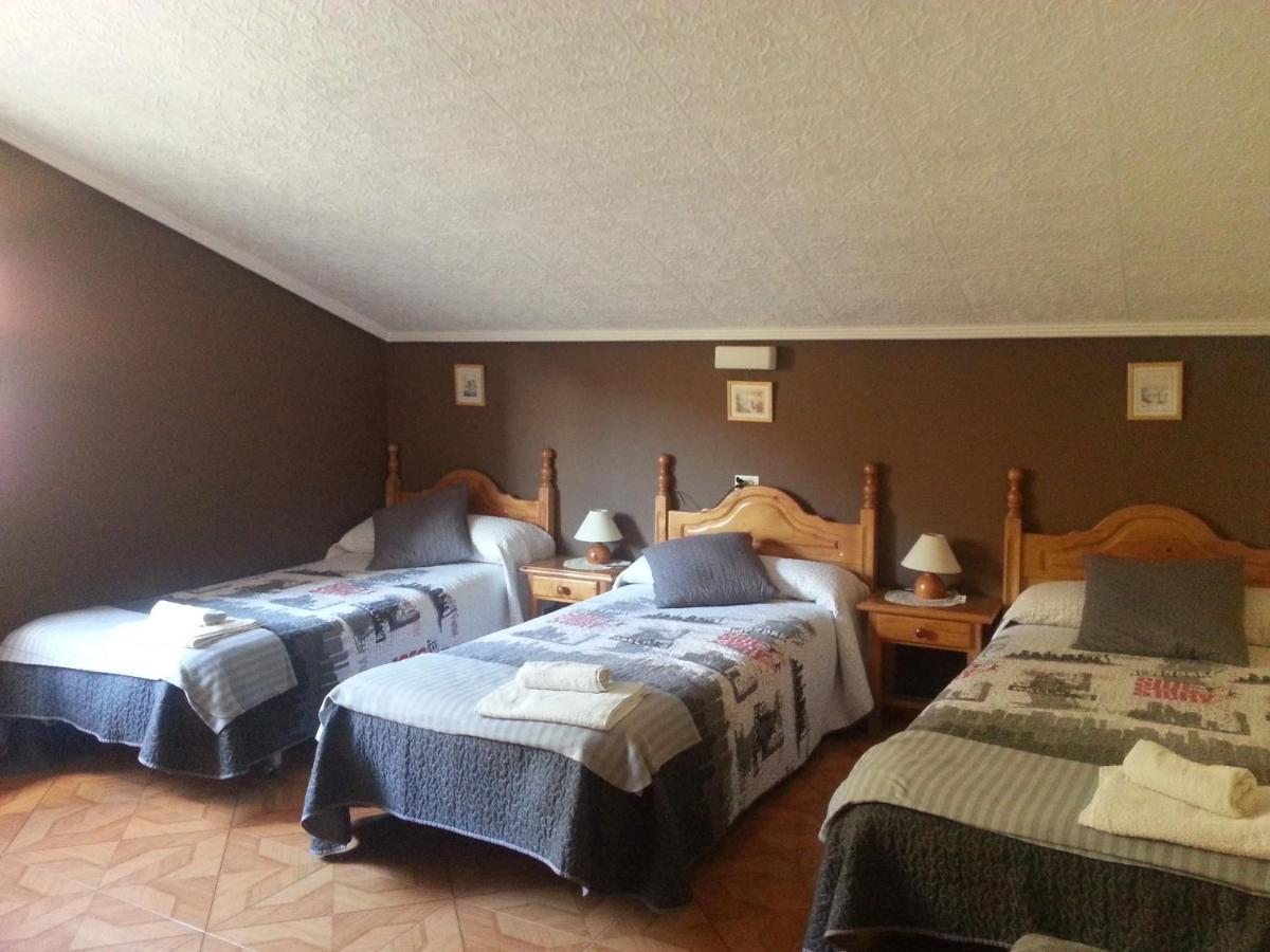 Hostal La Collada De Aralla Aralla de Luna Екстериор снимка