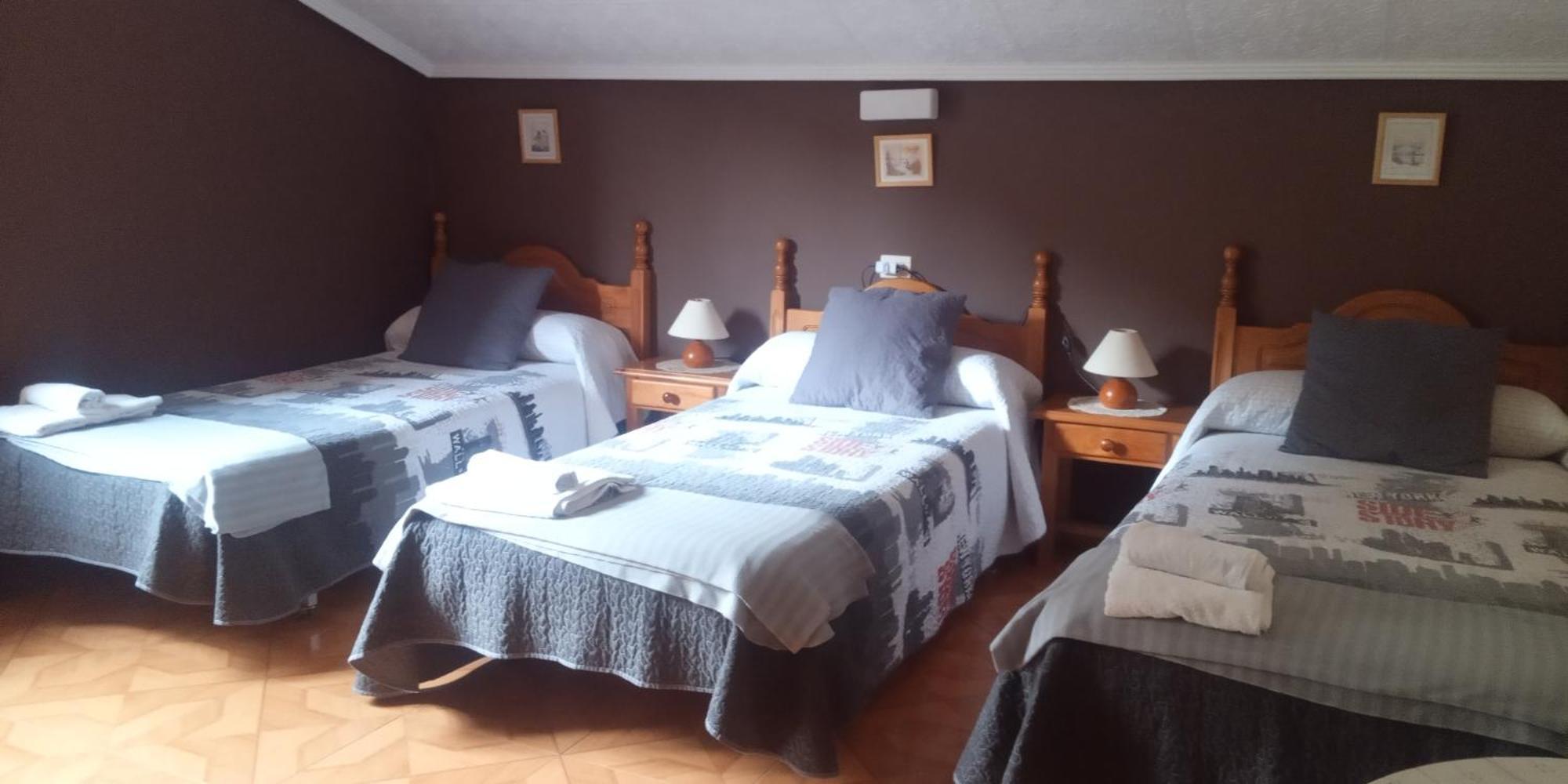 Hostal La Collada De Aralla Aralla de Luna Екстериор снимка
